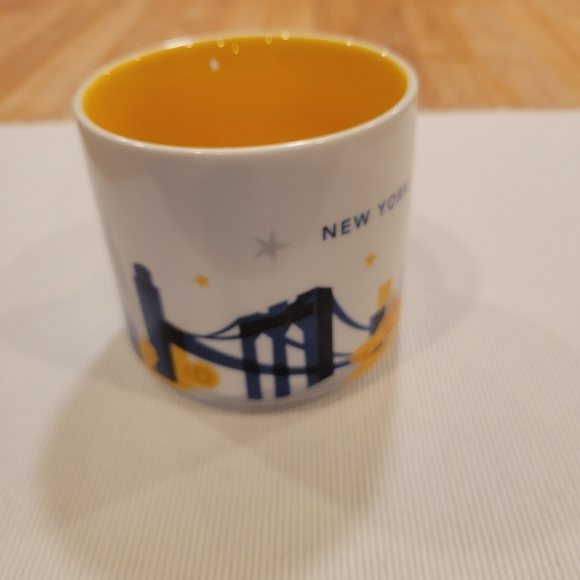 🤎EUC~ STARBUCKS NEW YORK MUG - YOU ARE HERE SERIES - Picture 7 of 7